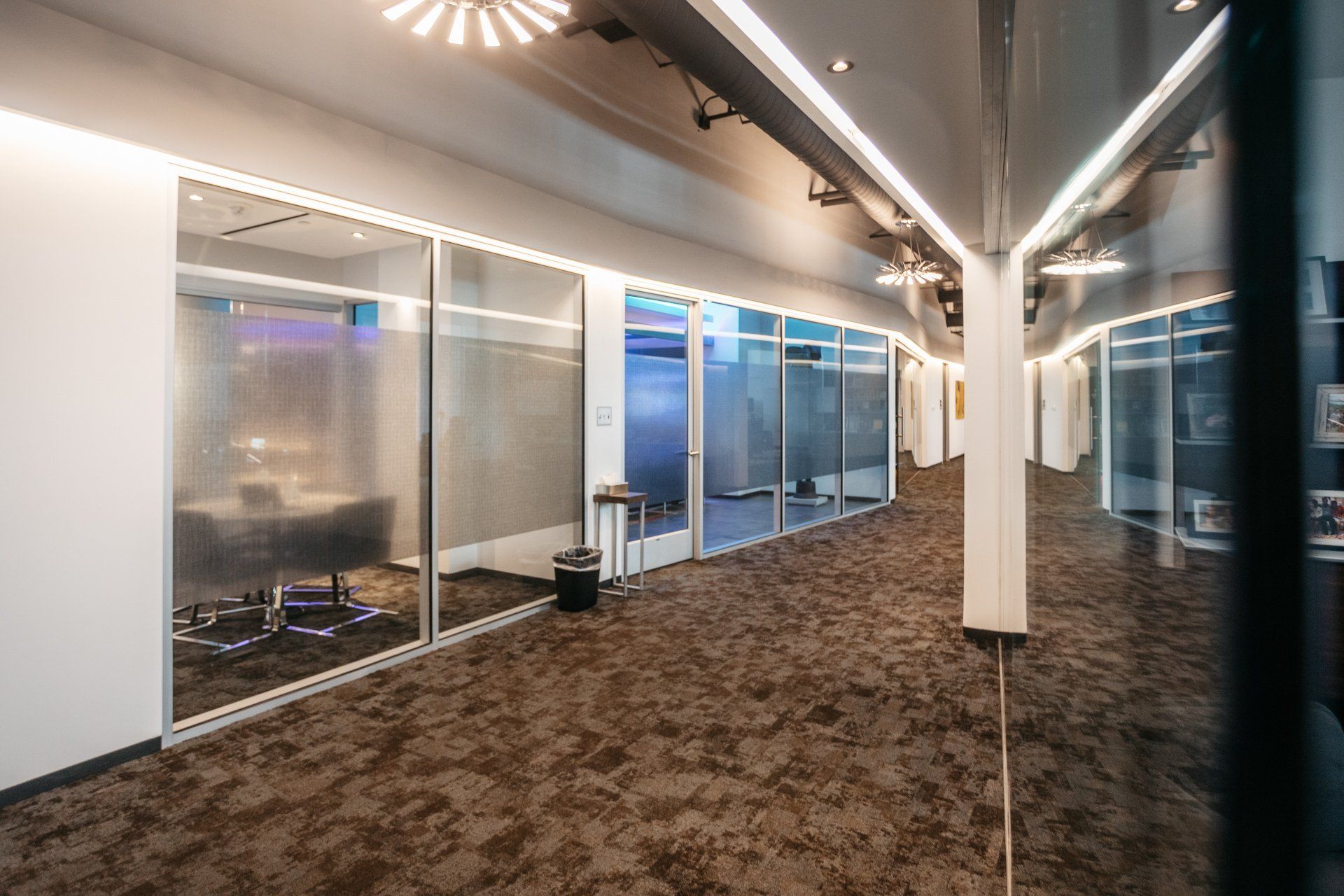 Glassroom Hallway — Willoughby, OH — Euclid Glass & Door