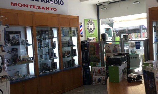 interni negozio con elettrodomestici per la casa