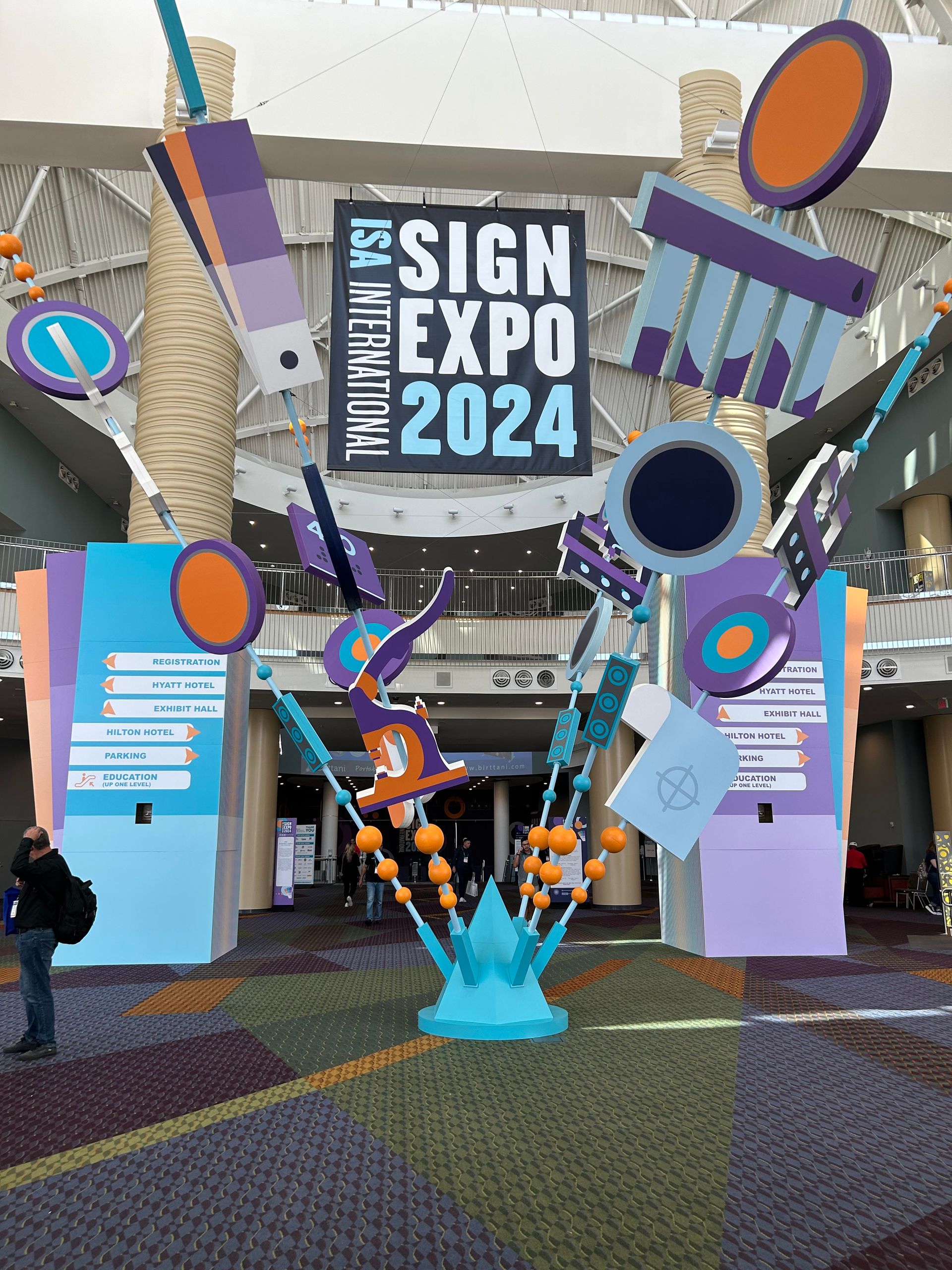 A sign that says sign expo 2024 on it