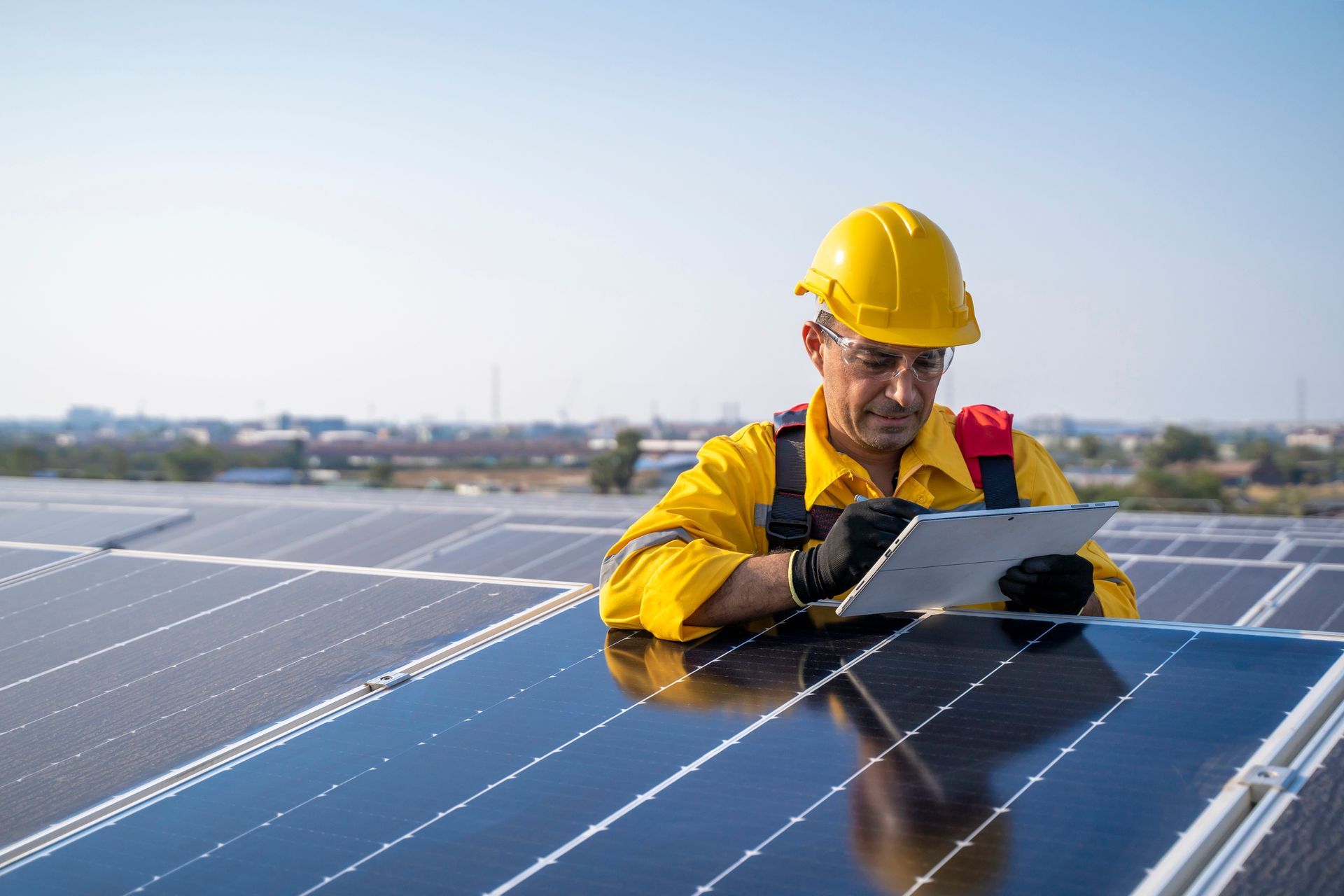 Worker Monitoring Panels — Pearl City, HI — Mana Energy Solutions
