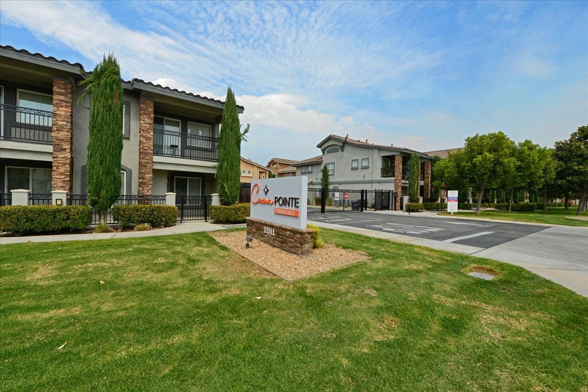 Photo of Corona Pointe Resort Exterior Sign 2