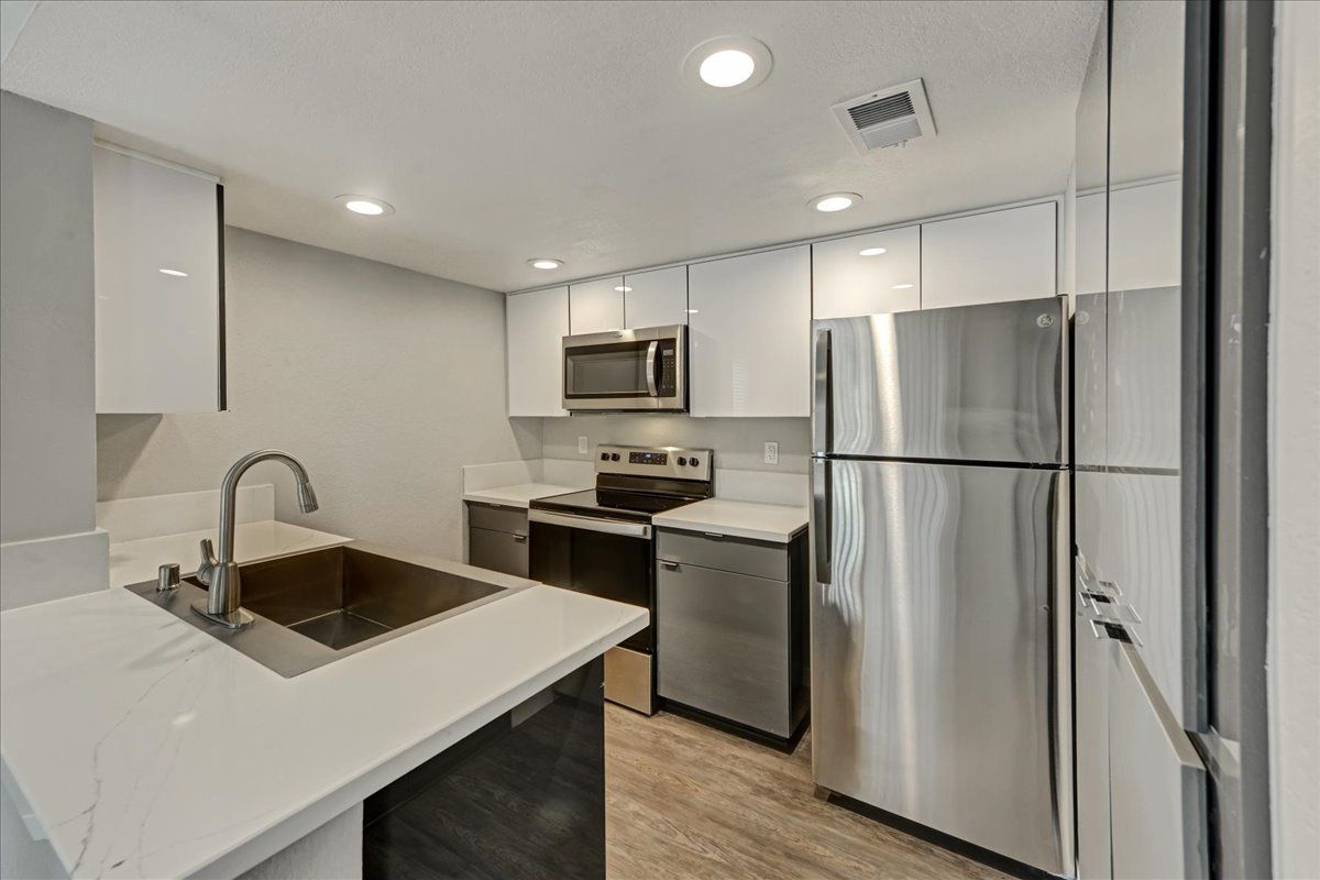 Photo of Corona Pointe Resort kitchen