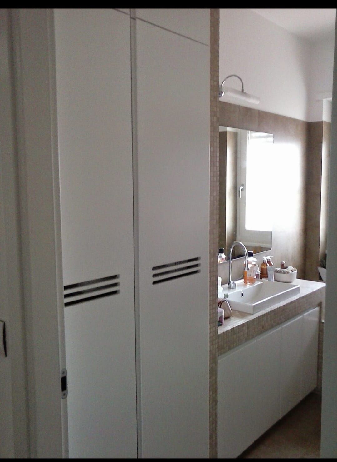 armadio e mobile bagno