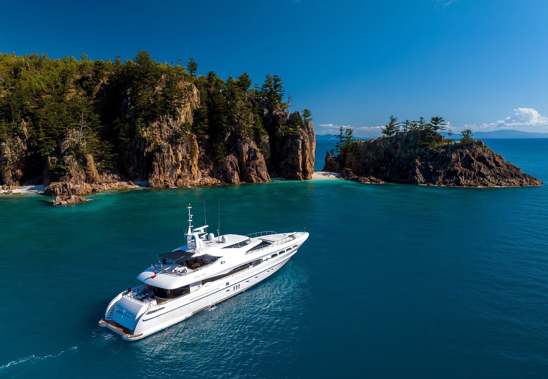 Yacht called Lady Paradise is floating in the ocean — Club Nautical Yacht Charters
