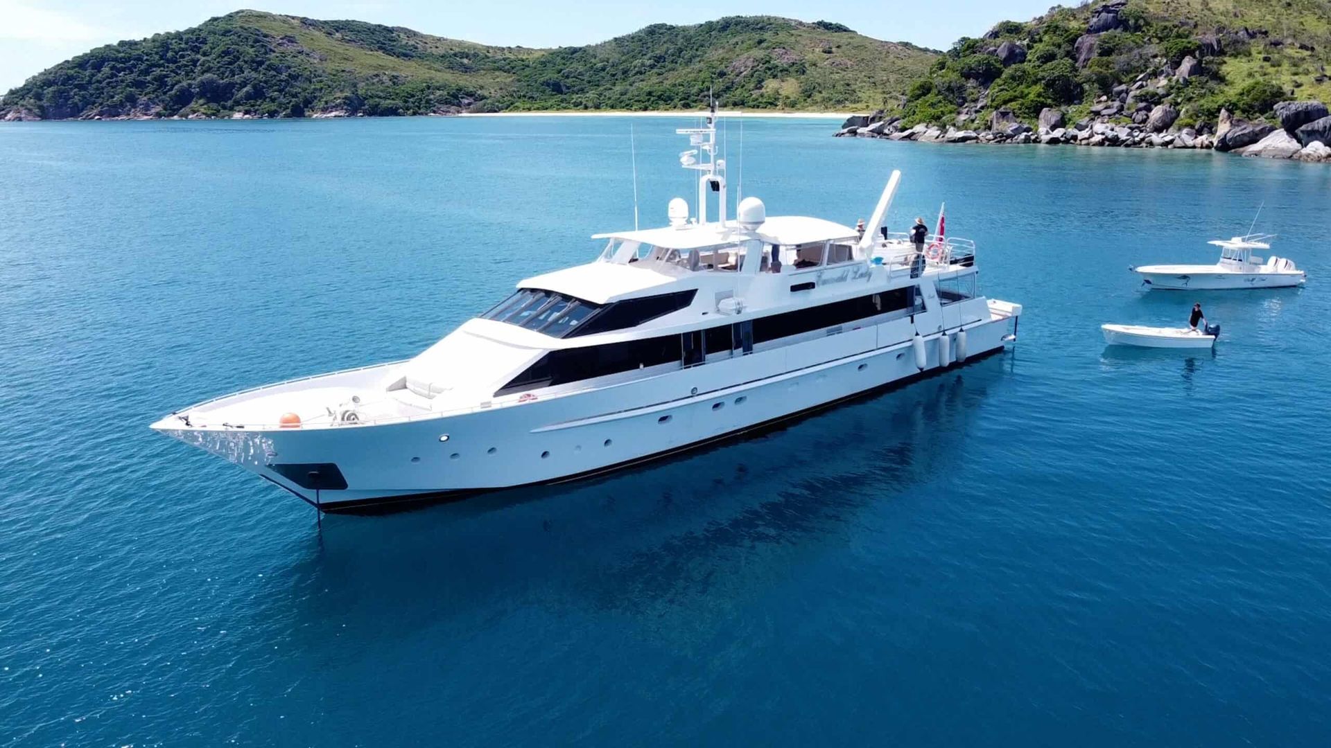 EMERALD LADY | From $11,000 Per Night | 10 Guests