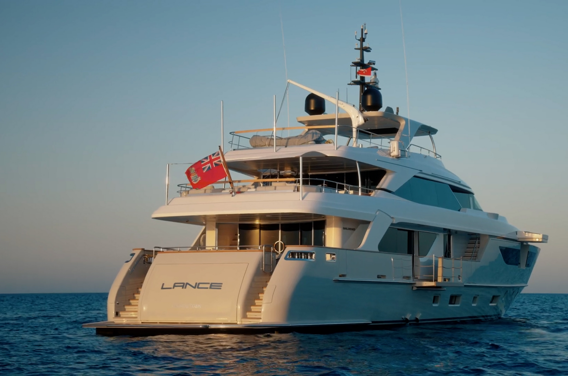 LANCE | From $220,000 per week | 10 guests