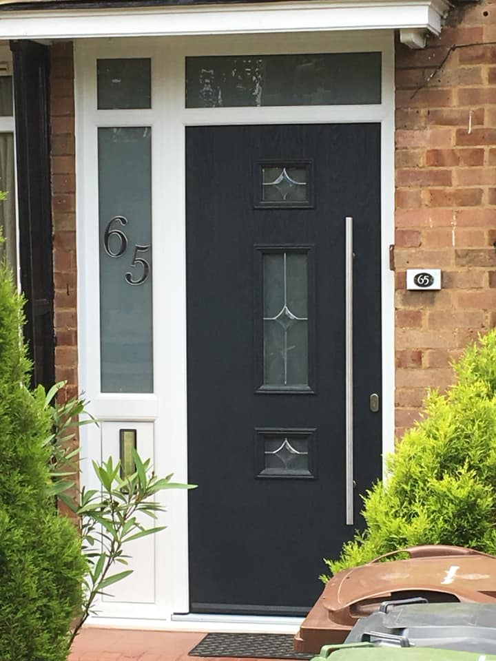We can replace your front door. We supply customised front doors to your specification in Romford and Hornchurch. We can supply and fit glass for your front porch. We can supply and fit patio doors. We also supply sliding patio doors near me. We supply Bespoke doors in Hornchurch. We supply front doors with a design of your choice in the glass in Dagenham.