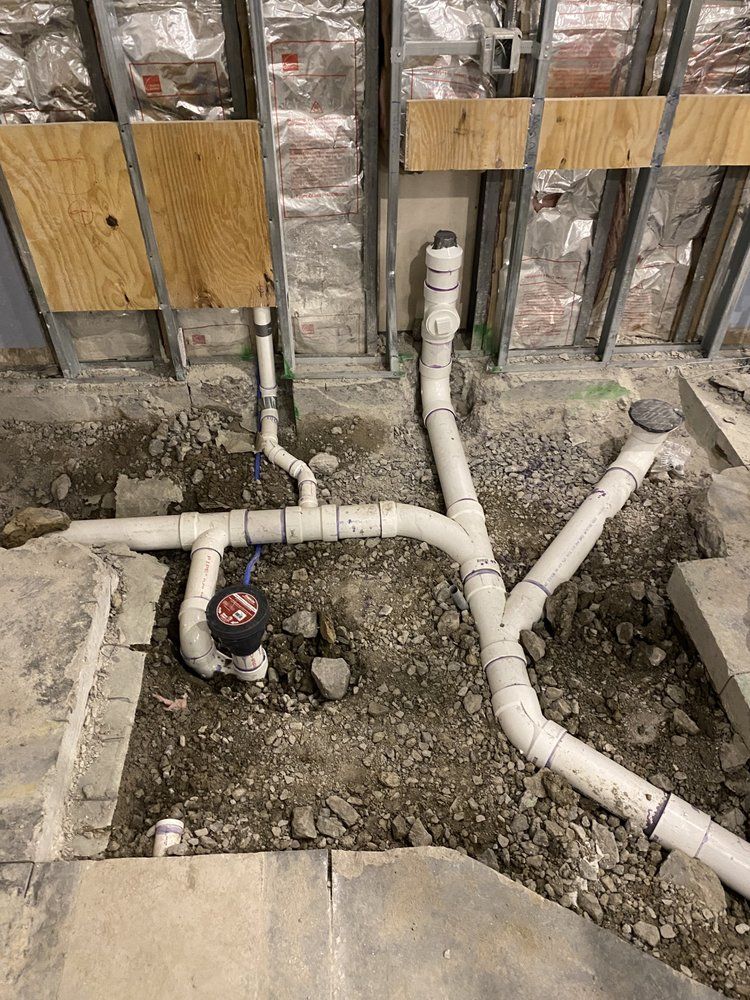 Hands in blue gloves on solar panels.