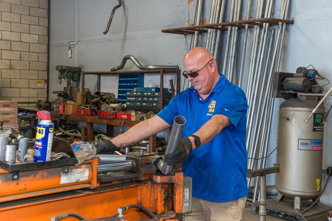 Shaping exhaust pipe