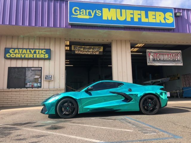 Gary's Muffler Shop interior