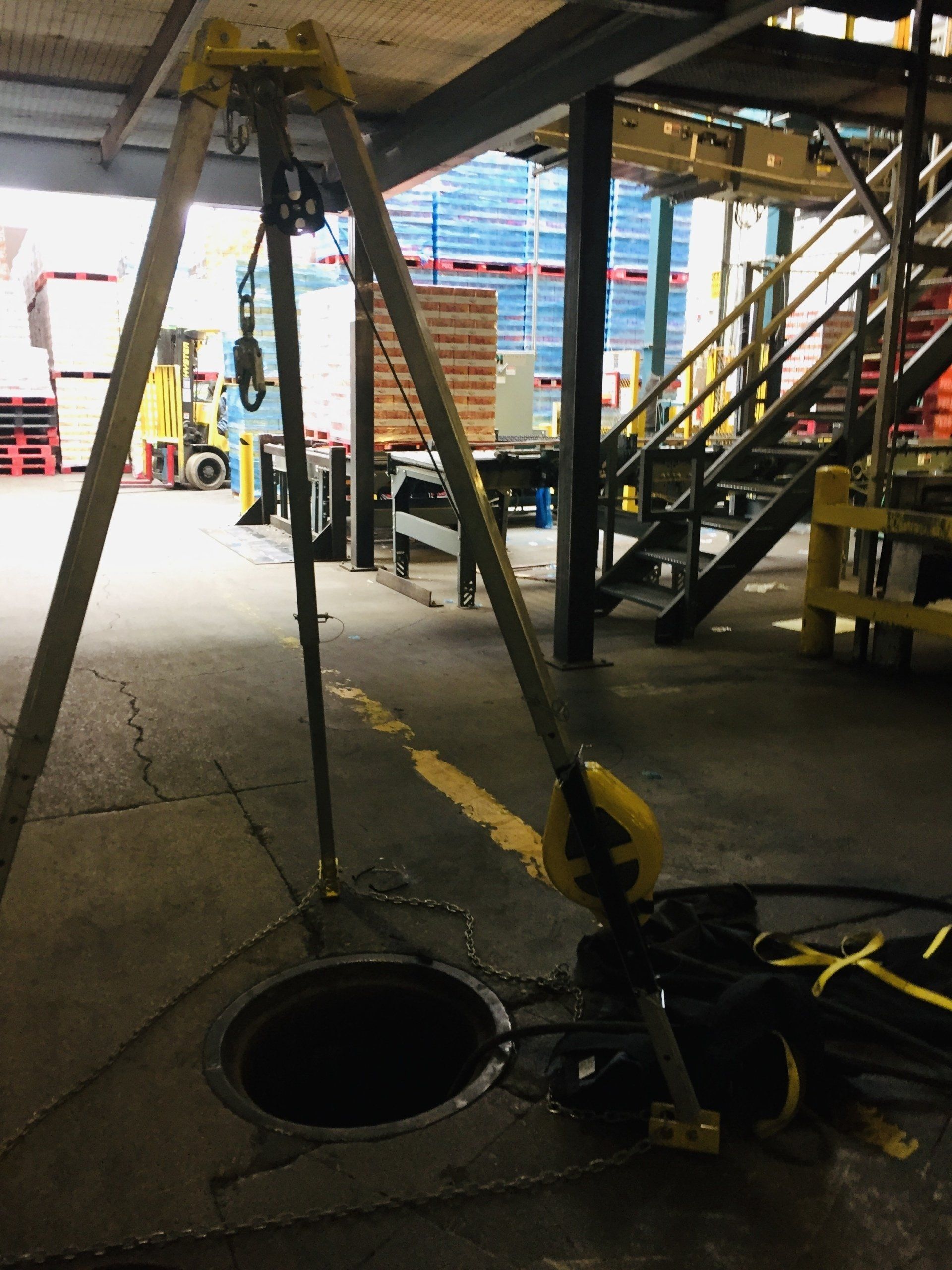 Leak Stopping Manhole