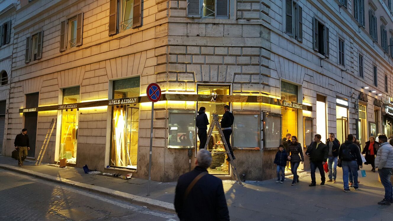 Insegne luminose a led