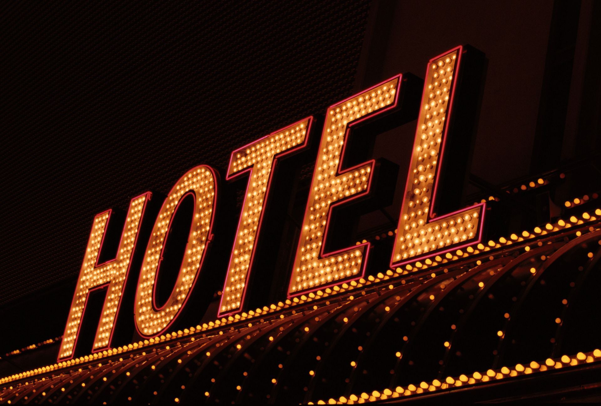 insegna luminosa hotel