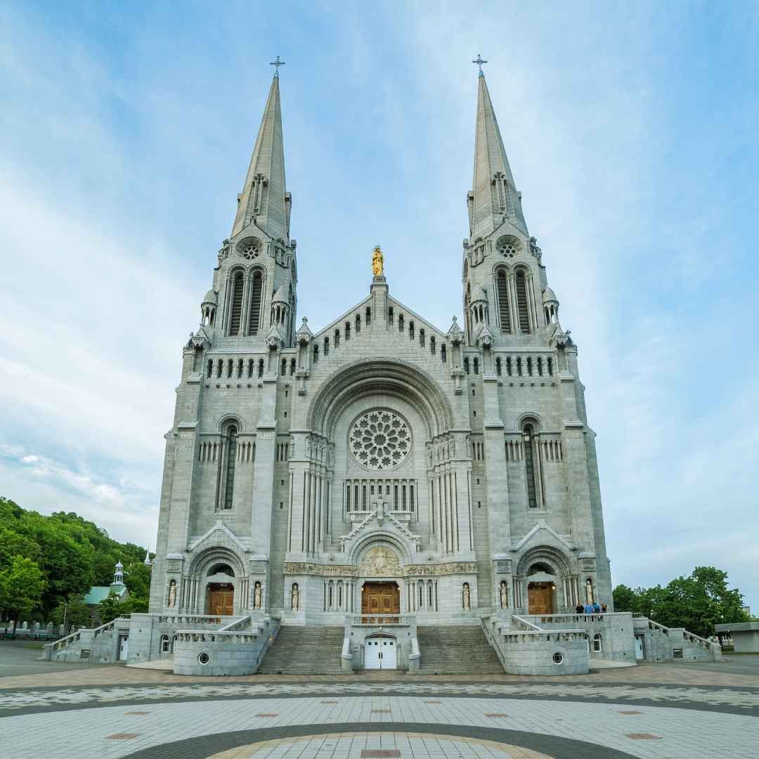   Île d'Orléans and  Sainte-Anne-de-Beaupré Basilica 