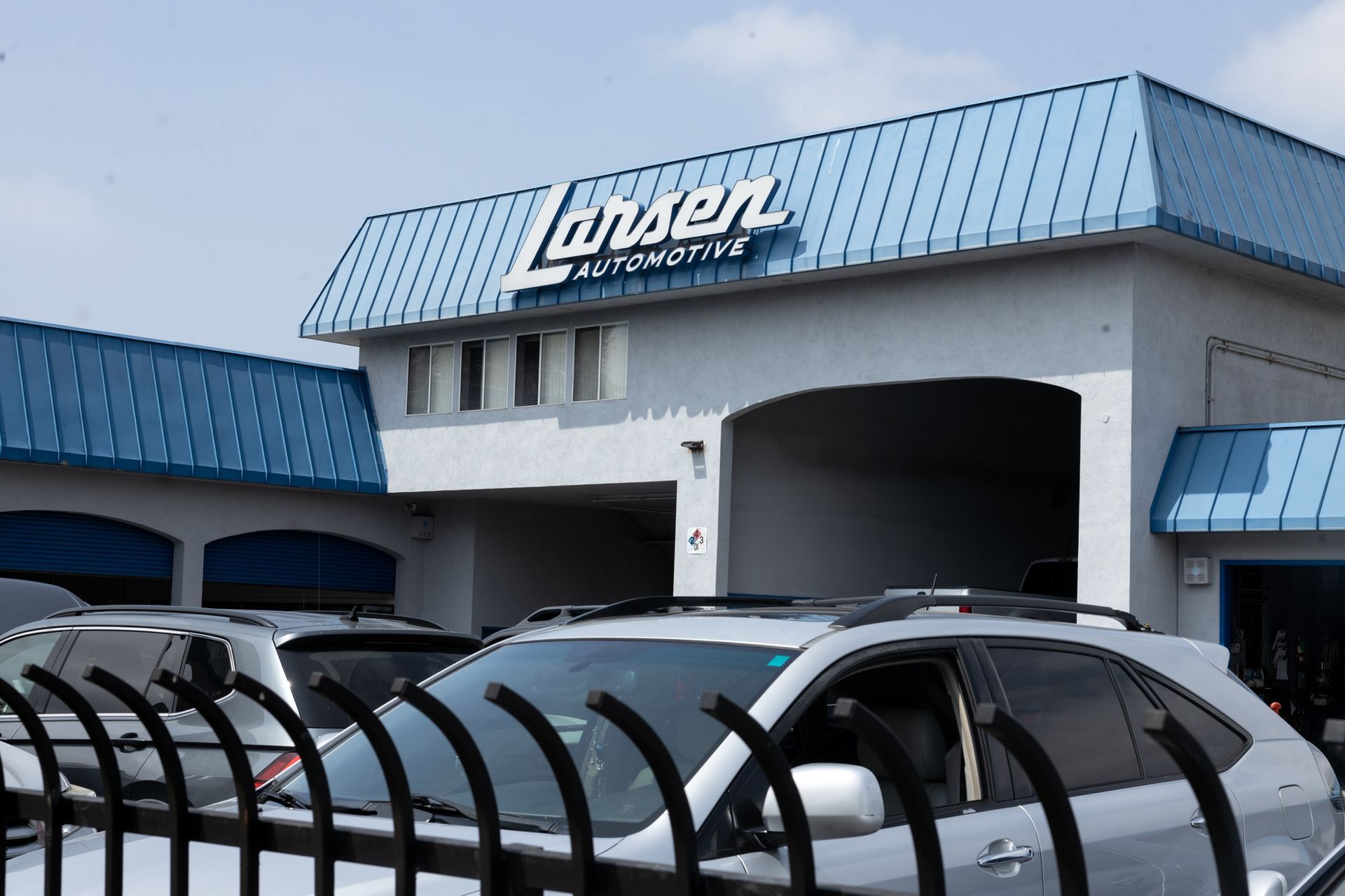 Larsen Automotive Inc-Shop | Larsen Automotive Inc
