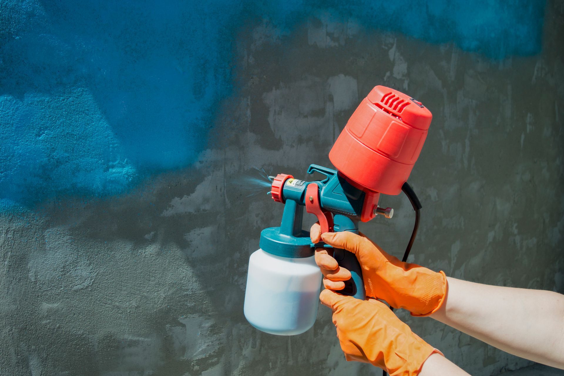 Achieving Professional-Quality Paint Finishes with Spray Applications