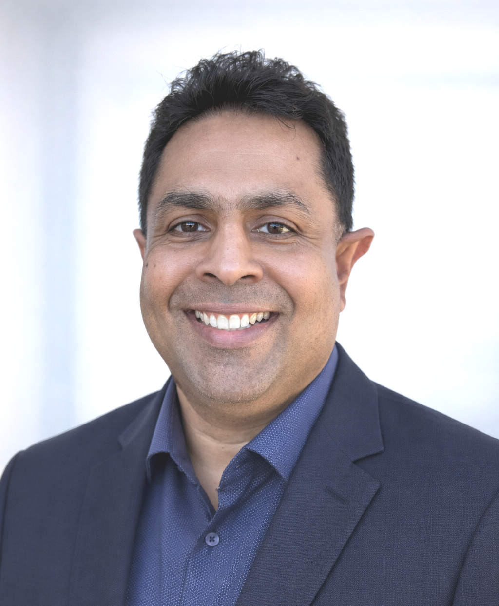 Dr Heshan Dharmaratna