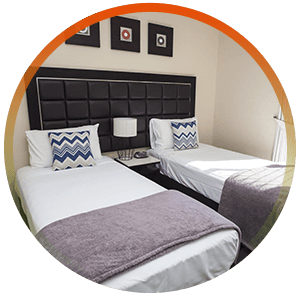 2 bedroom cheap apertment in Broadbeach