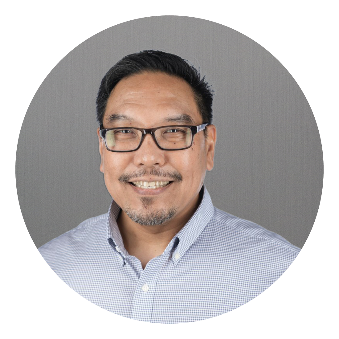 Dean Alvarado Headshot