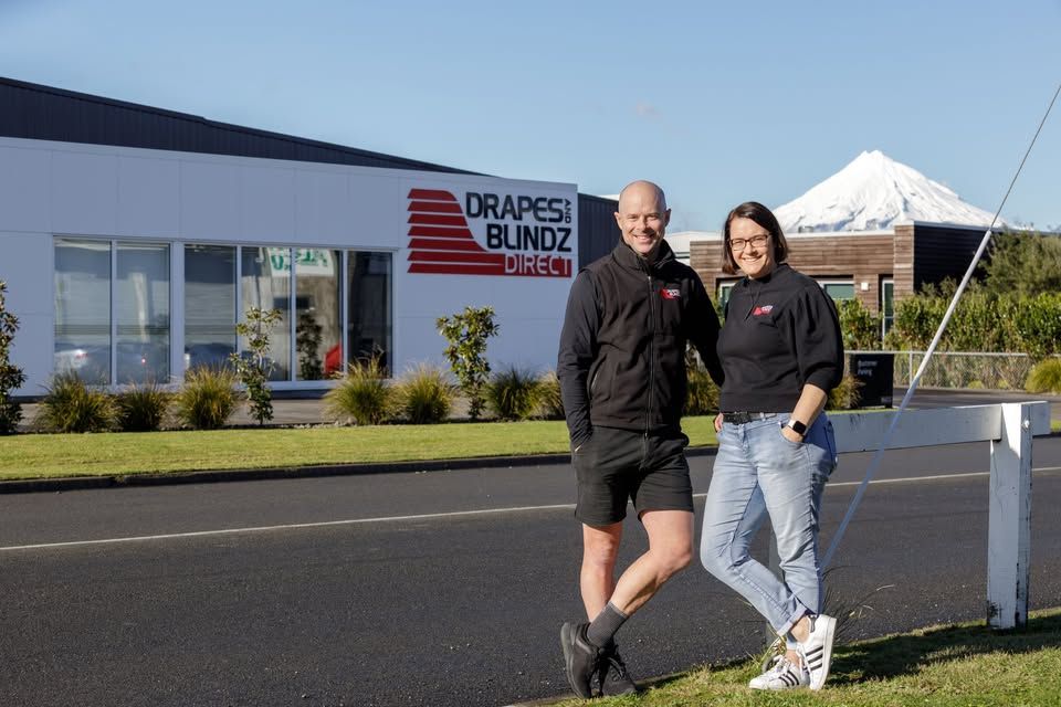Drapes and Blindz Direct is seeking a talented Curtain & Blind Installation Technician to join our team in New Plymouth. As a full-time technician, you will be responsible for the professional installation of a wide range of window coverings, from curtains and blinds to specialty products. Your expertise will play a crucial role in ensuring our customers receive a seamless and high-quality experience.