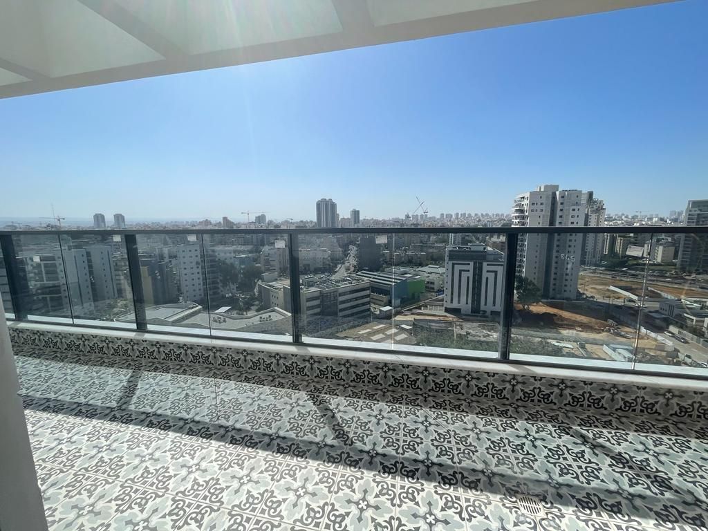 גיסין 27 פ״ת