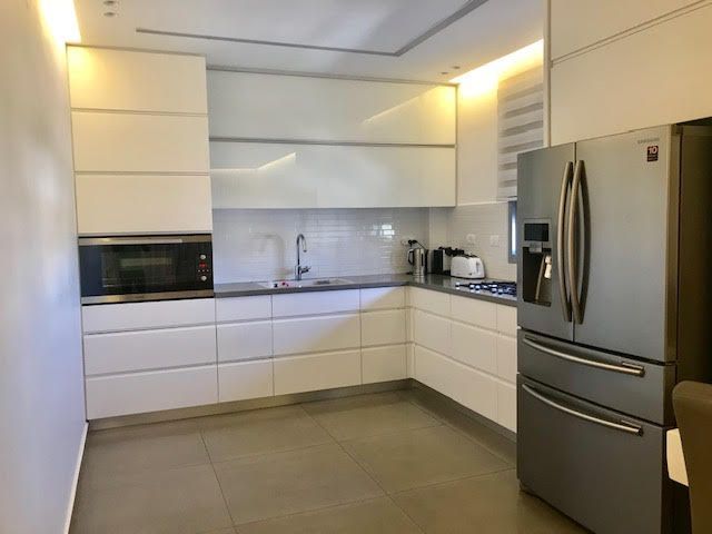 הארי הקדוש 26 קומה 4