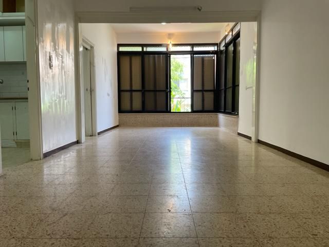 חדווה רשיש 16