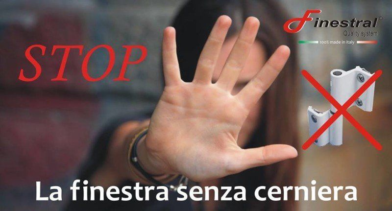 Finestra senza cerniere