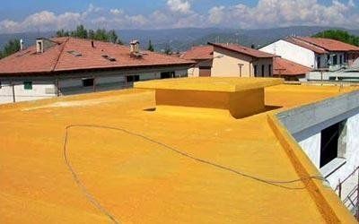 posa di poliuretano a spruzzo per i tetti Santa Croce sull’Arno
