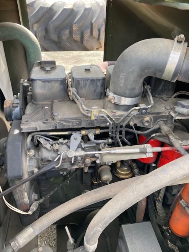 A close up of the engine of a vehicle