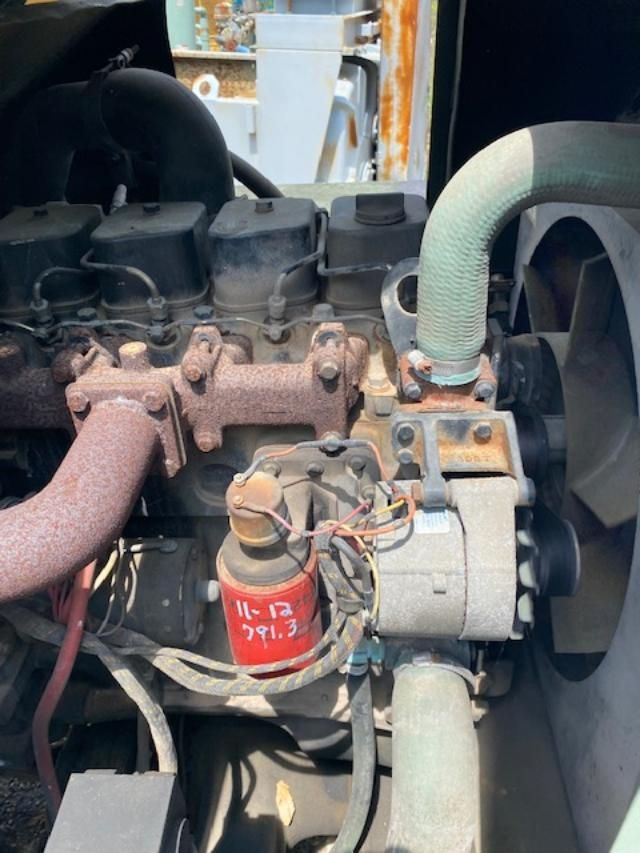 A close up of the engine of a vehicle