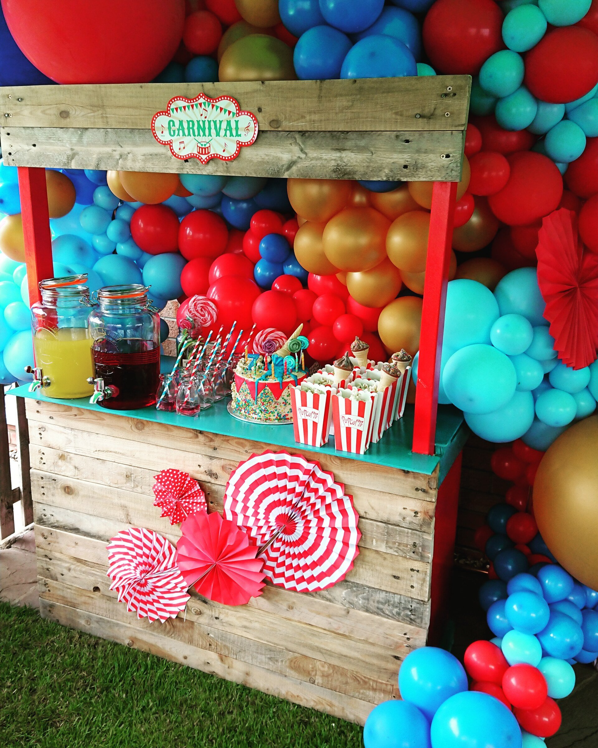 Birthday Balloon styling, Kids birthday balloons, carnival theme balloons, circus theme balloons
