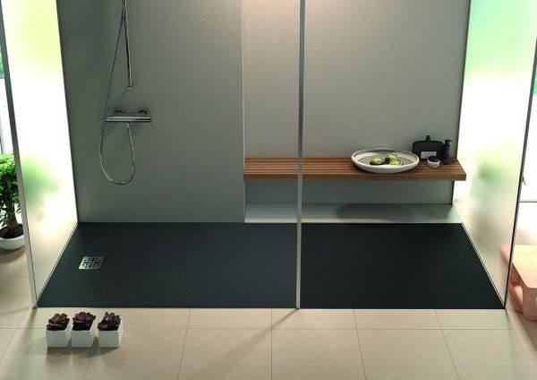 Box doccia con arredo bagno