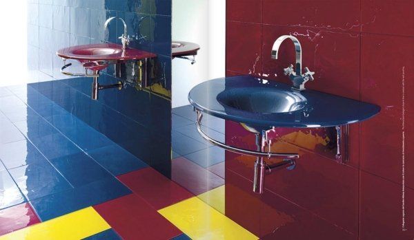 Piastrelle di Vetro colorati con lavabi
