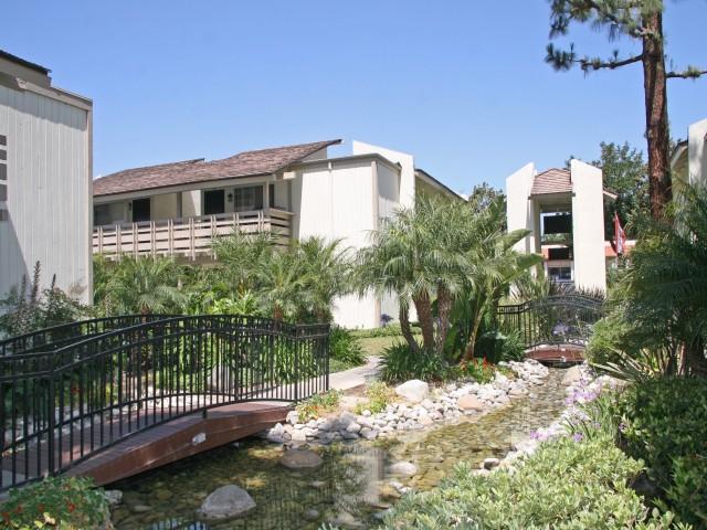 Exterior | Pinewood Apartments