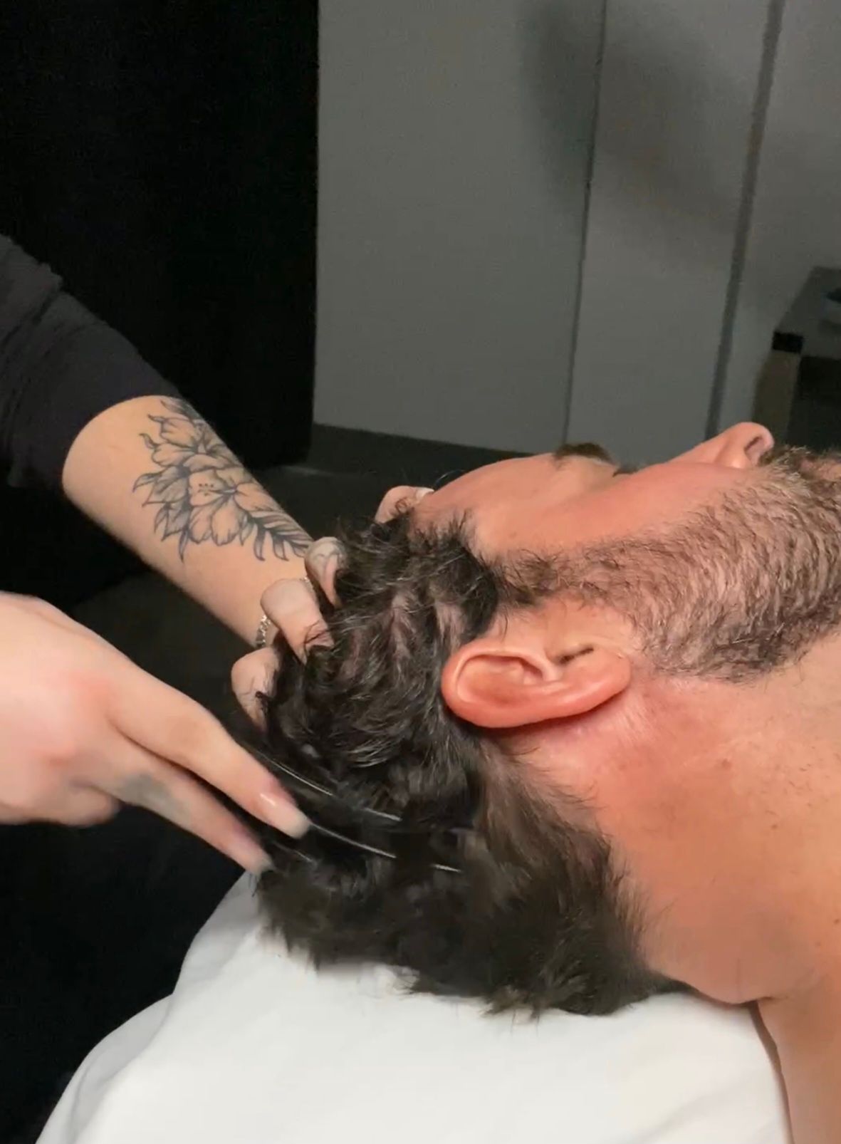 28-Finger Head Scratcher