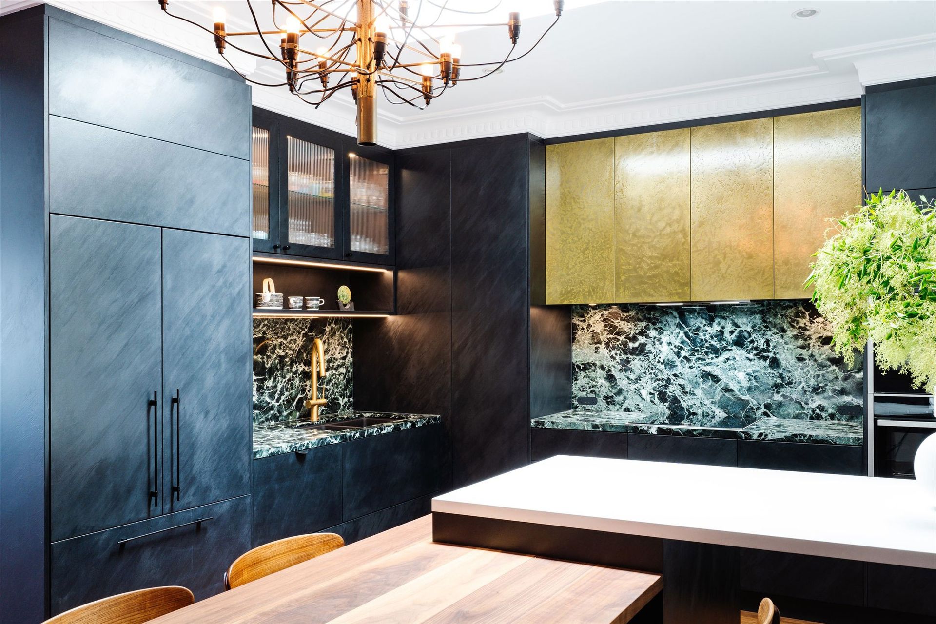 Modern Designed Custom Kitchen In Wollongong