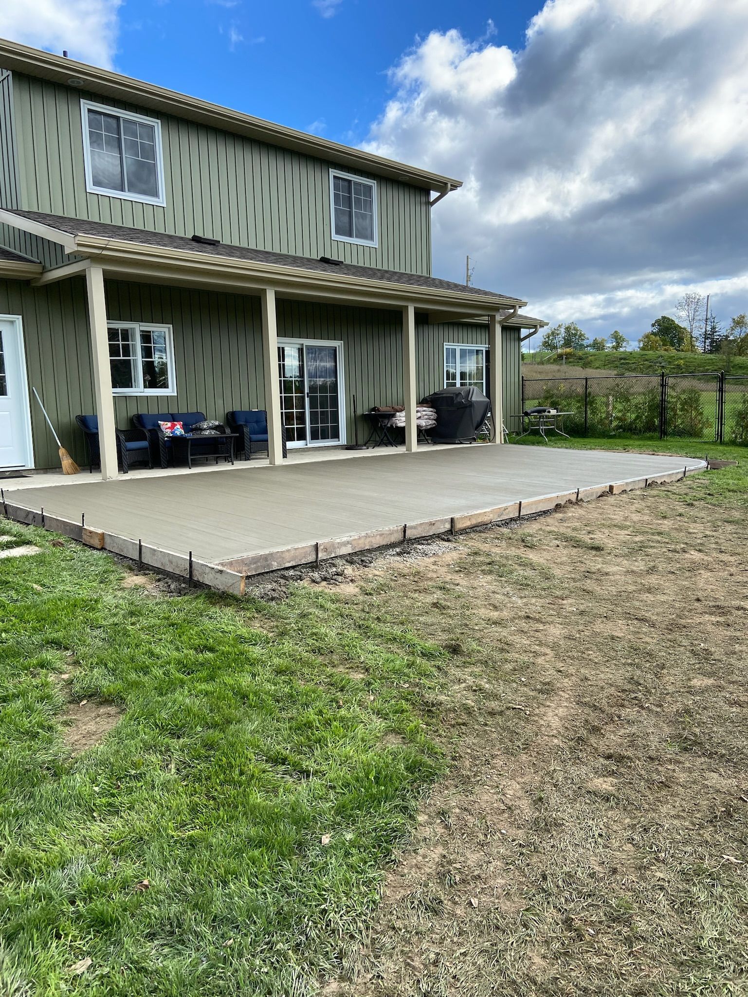 poured concrete from Lazzarino Concrete Creations