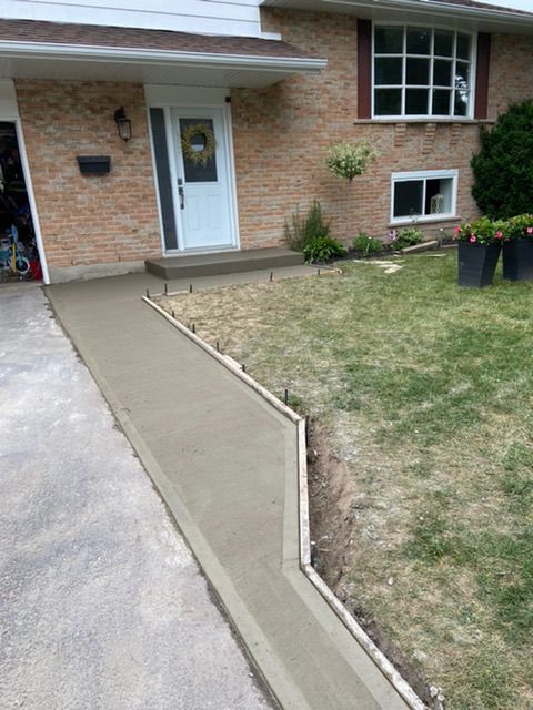 Concrete walkway 