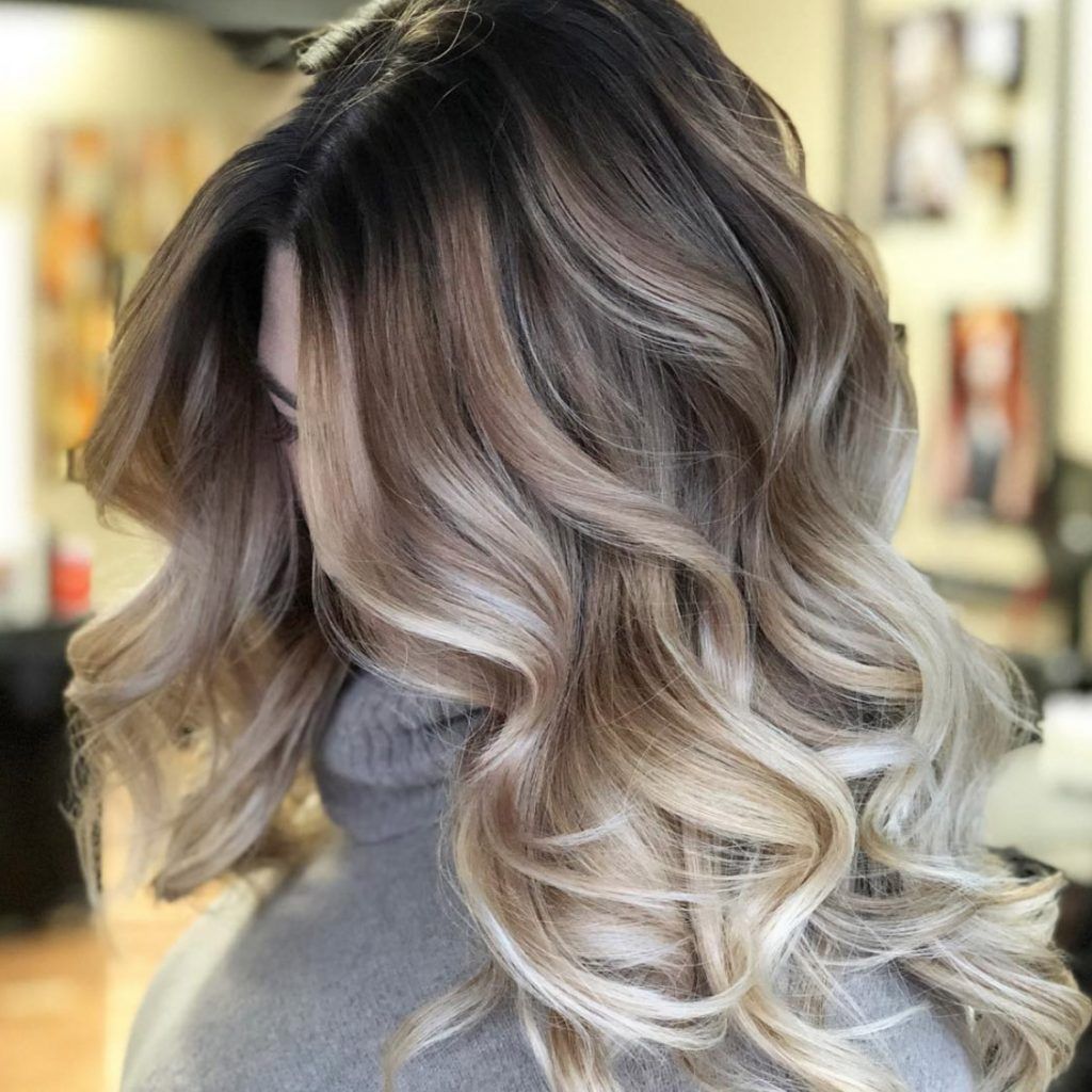 Capelli biondi con balayage