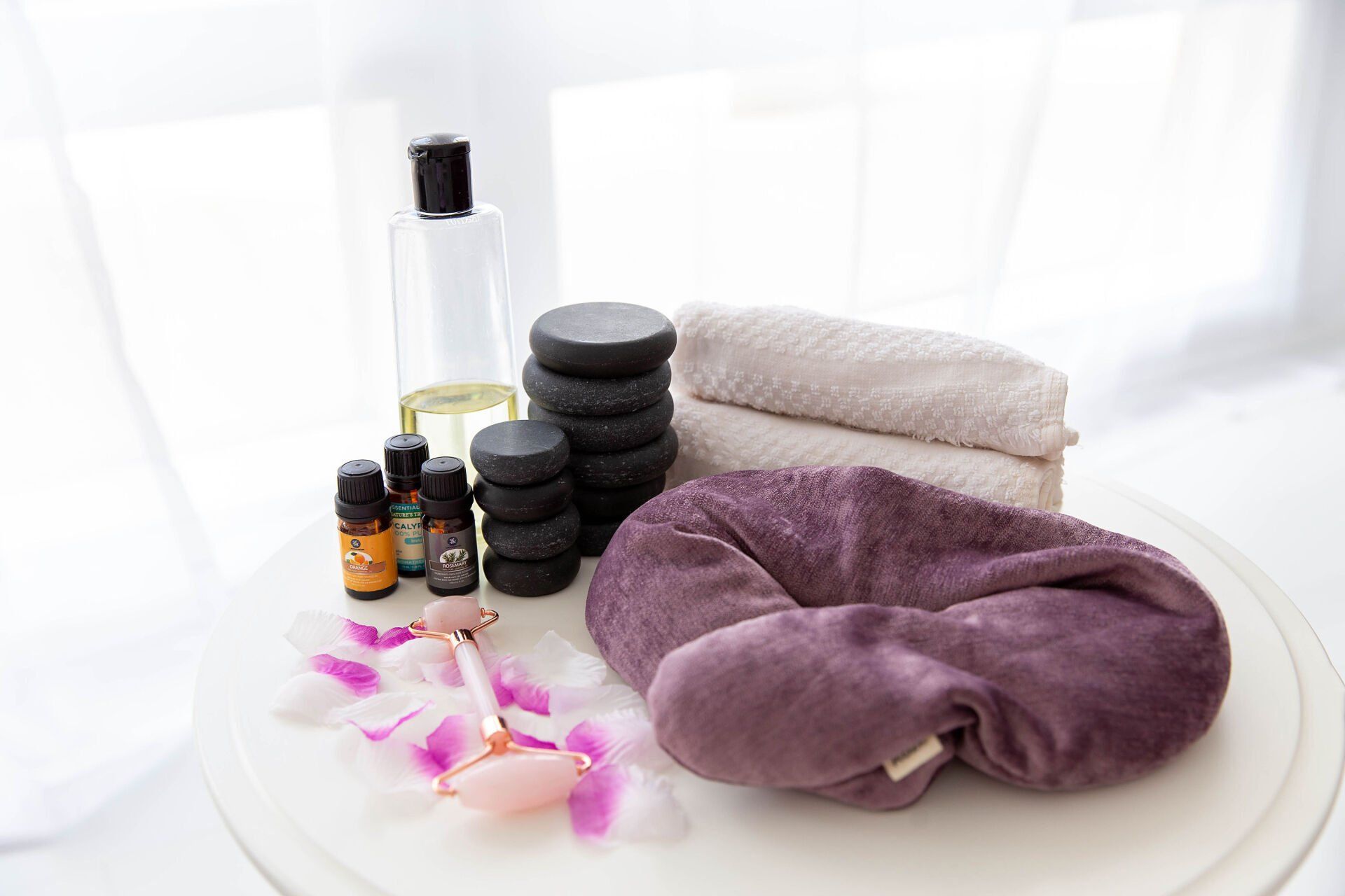 neck wrap, essential oils, hot stones