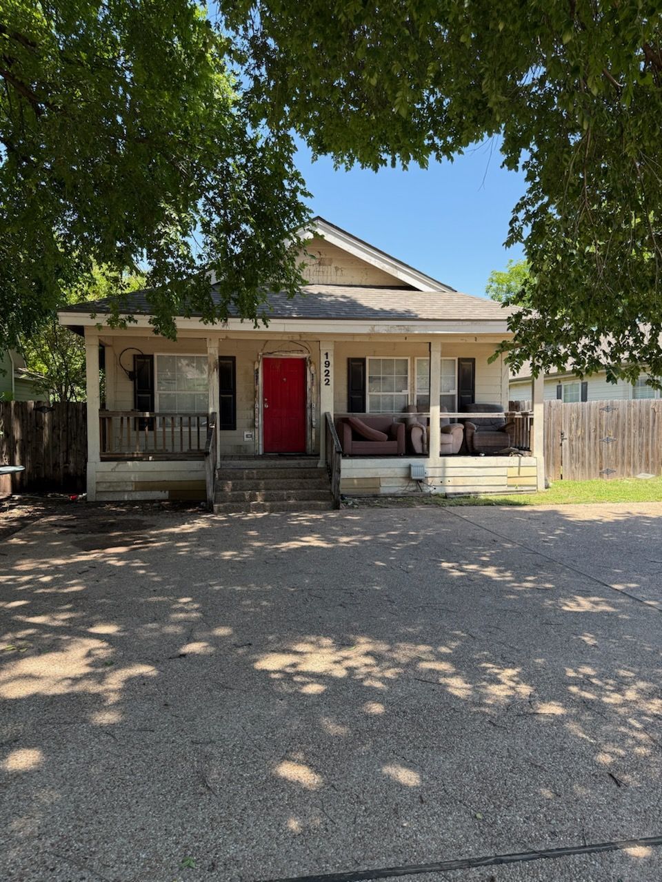 1922 S. 10th