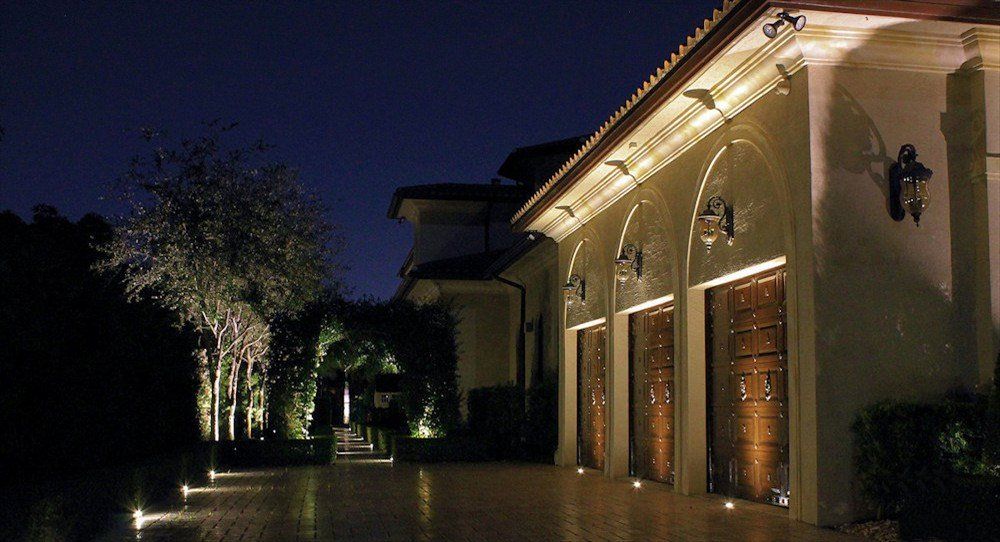 Architectural Lighting by Landscape Lighting of Miami