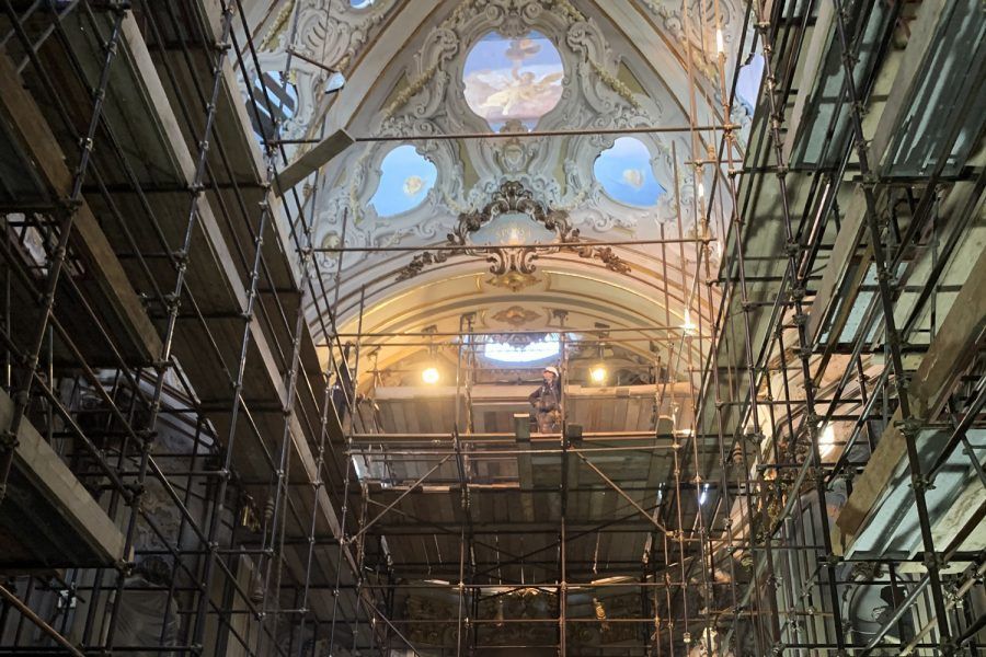 ponteggi per restauro chiesa stroica
