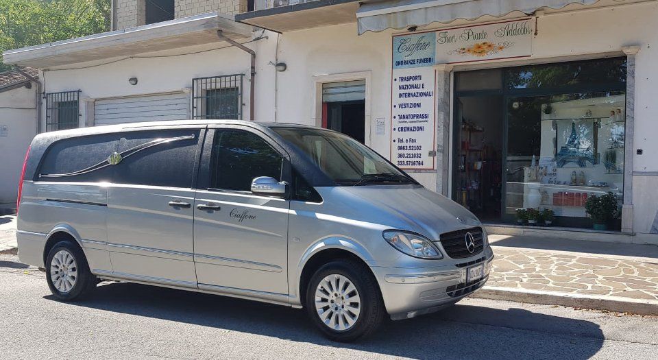 mezzo dell'impresa funebre