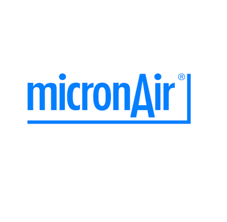 Il logo microair è blu e bianco su sfondo bianco.