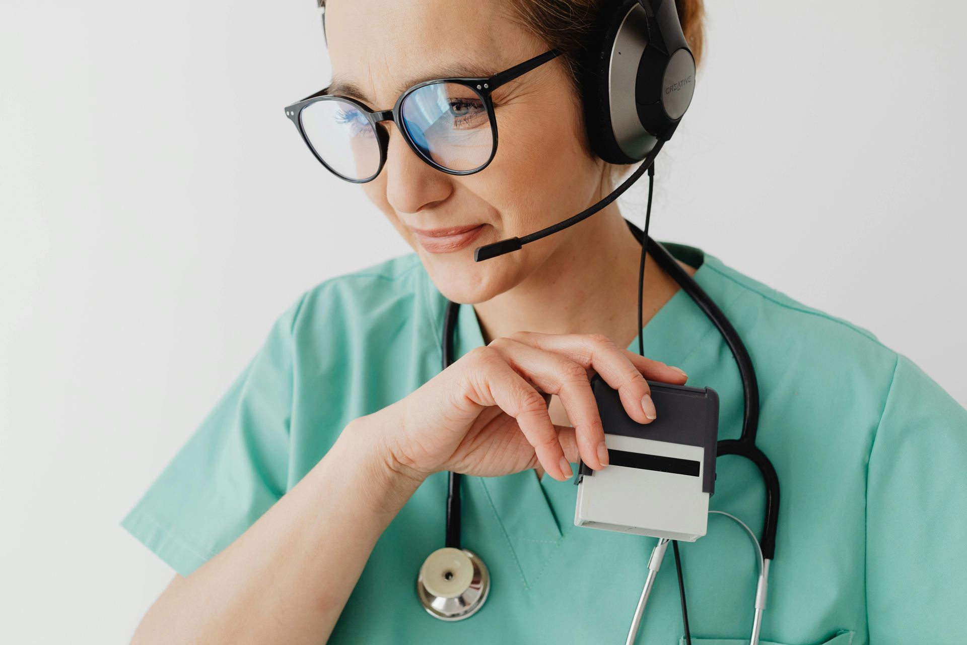 Telehealth nurse providing professional advice instead of online symptom searches.