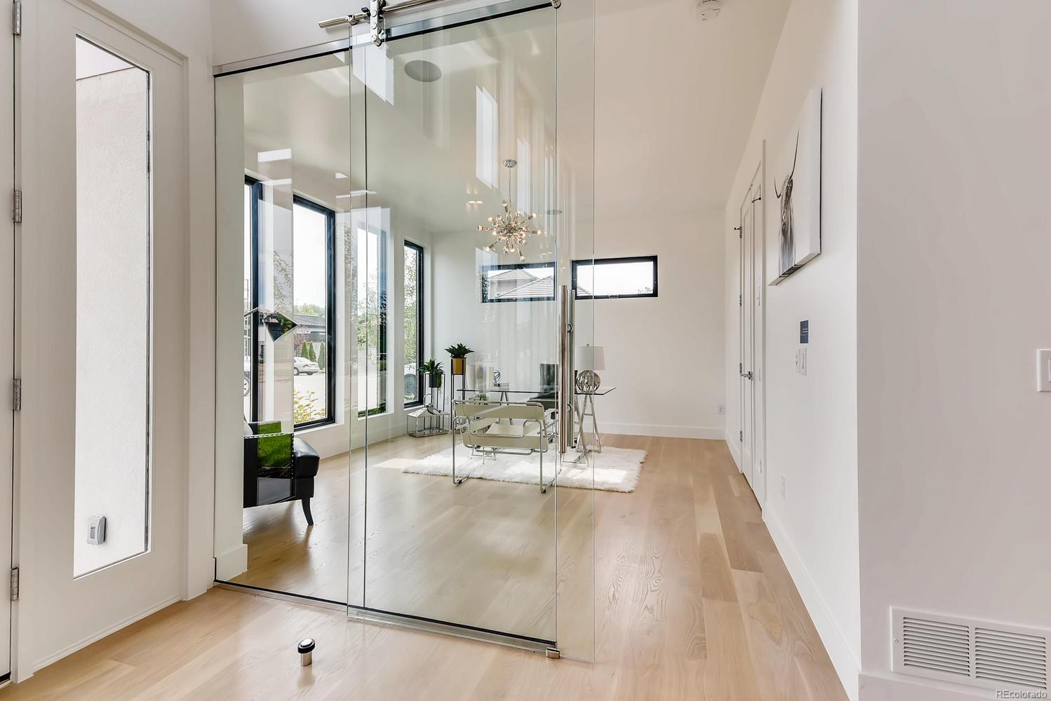 Glass Wall and Door — Aurora, CO — TNT Glass LLC