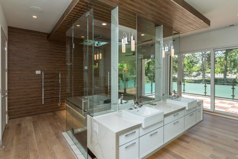 Bathroom Glass Walls — Aurora, CO — TNT Glass LLC