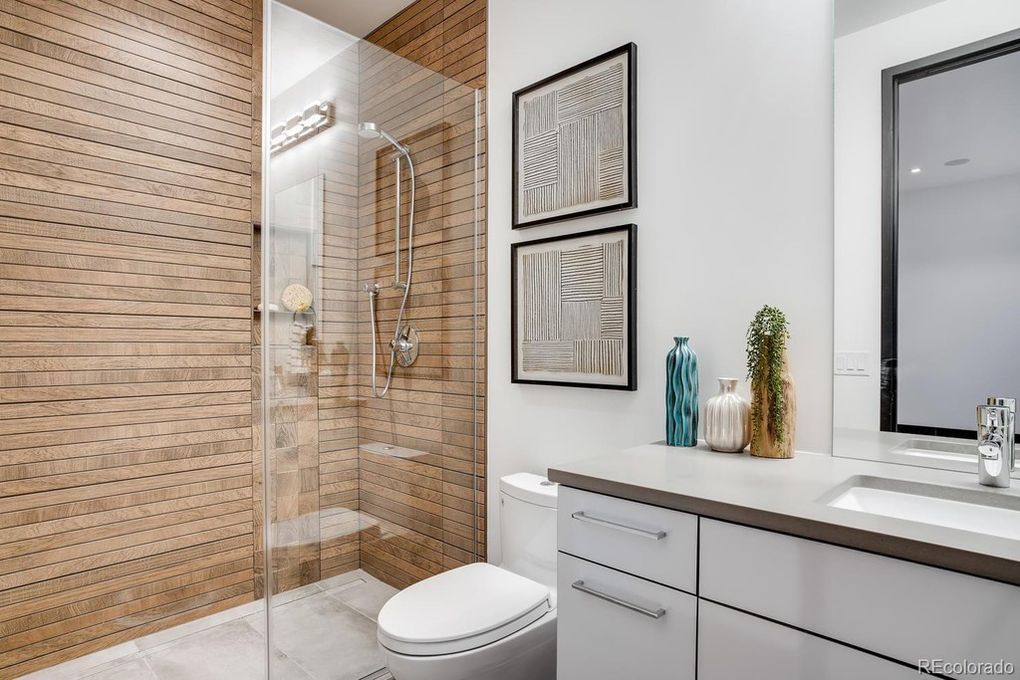 Shower Glass Door — Aurora, CO — TNT Glass LLC